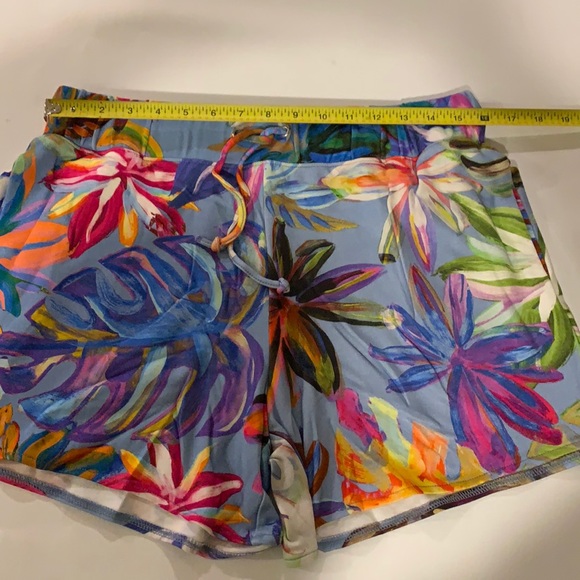 Shorts Kendall and Kylie Colossal Palm Large - Picture 7 of 12